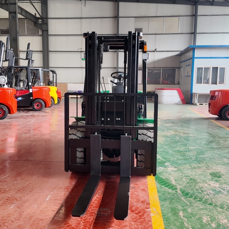 Electric forklift total cost of ownership