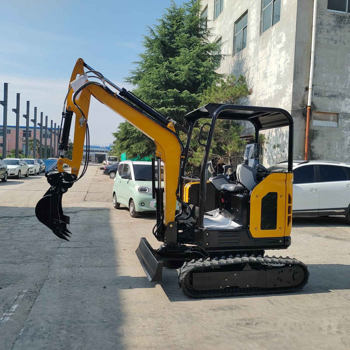 Chinese vs Japanese Mini Excavators: An Honest Comparison